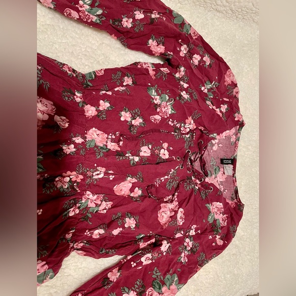 Burgundy Lace Up neck dress - Picture 5 of 7